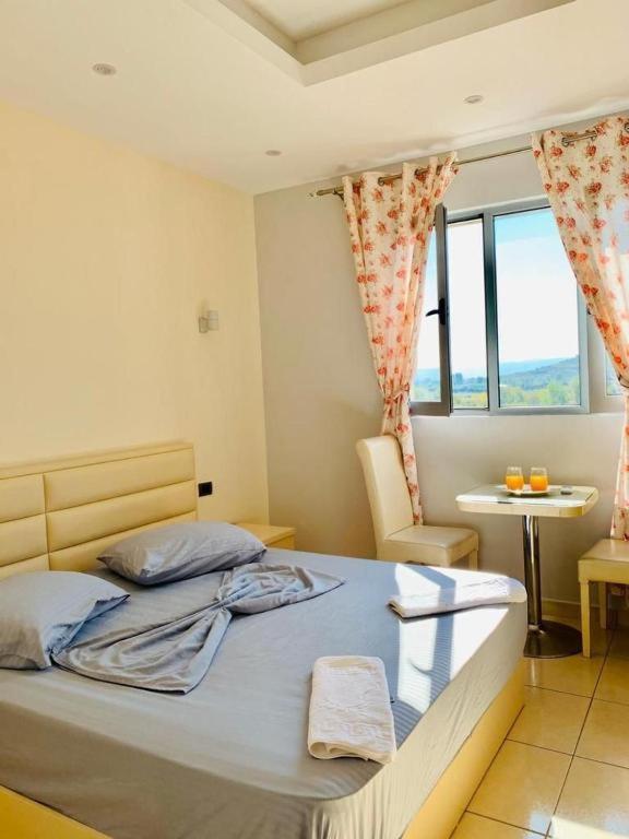 Hotel Sarda Deja's Ford Eksteriør billede